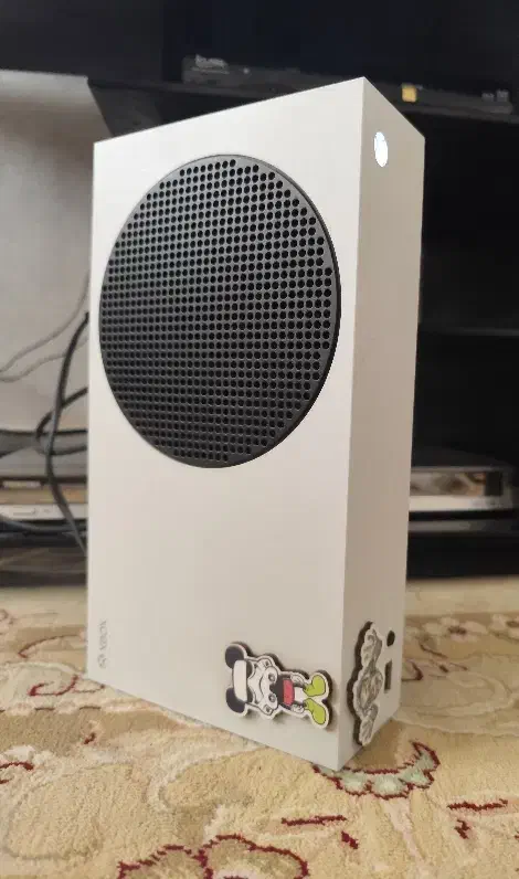 ایکس باکس سری اس|کنسول، بازی ویدئویی و آنلاین|پرند, فاز ۴|دیوار