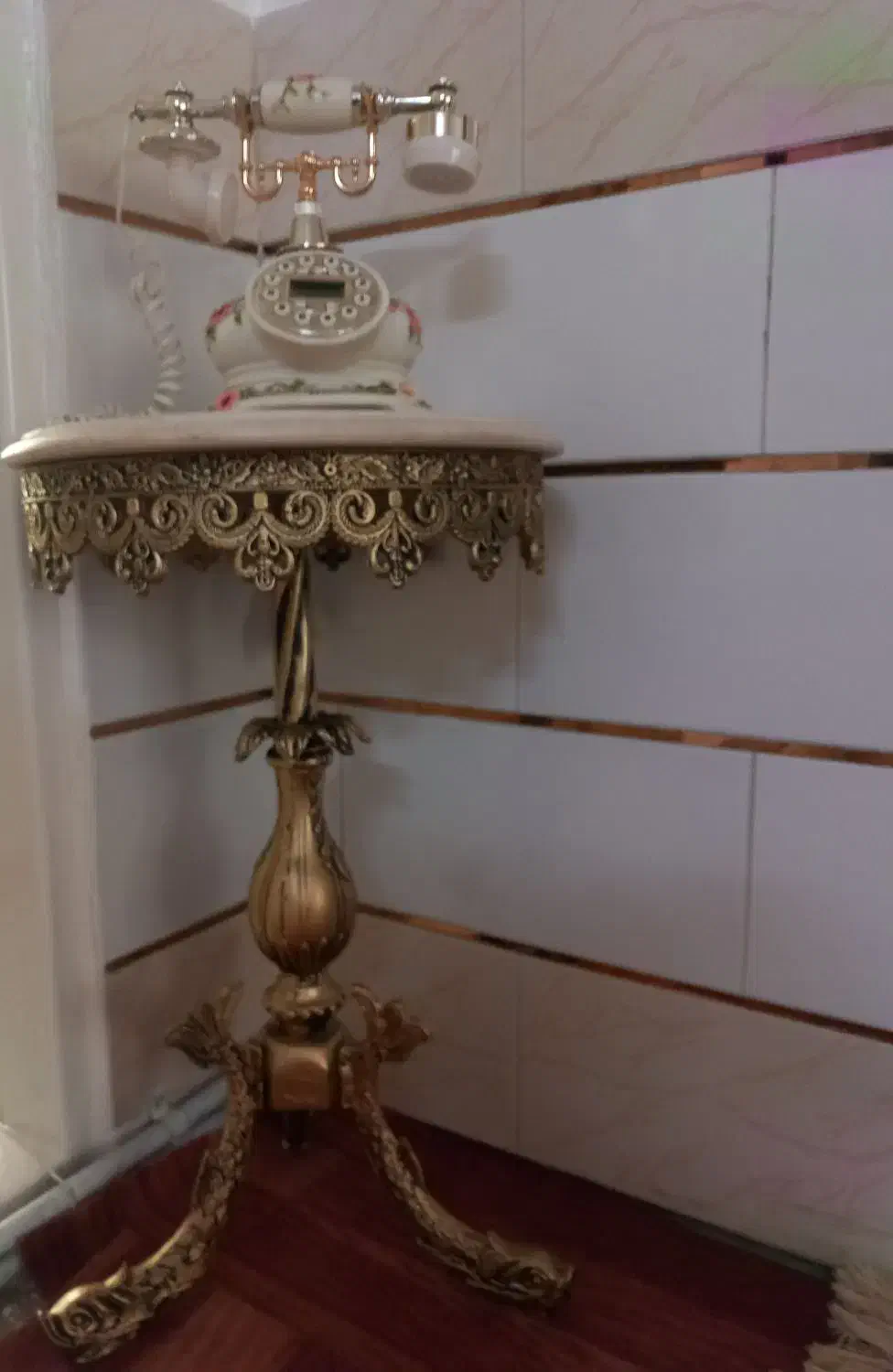 میز طرح برنز جنس چدن|میز تلفن|تنکمان, |دیوار