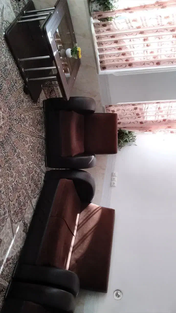 مبل ۷نفره و میز و گل میز|مبلمان خانگی و میز عسلی|فسا, |دیوار