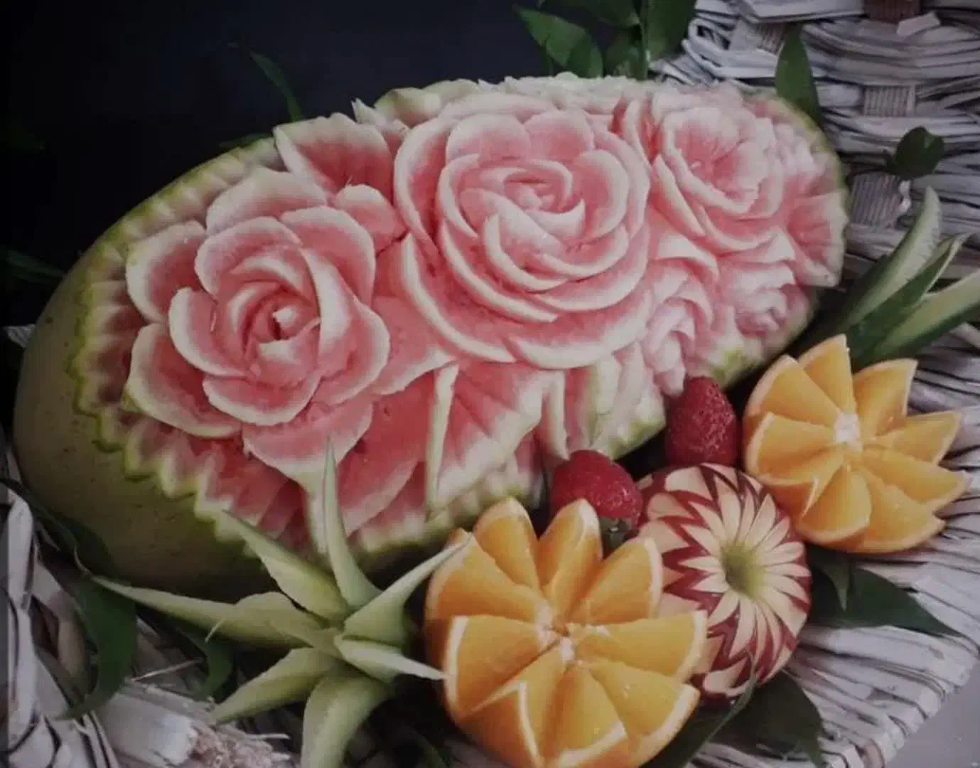 تزیین هندوانه فقط فقط ۱۵۰|خوردنی و آشامیدنی|قم, باغ کرباسی|دیوار