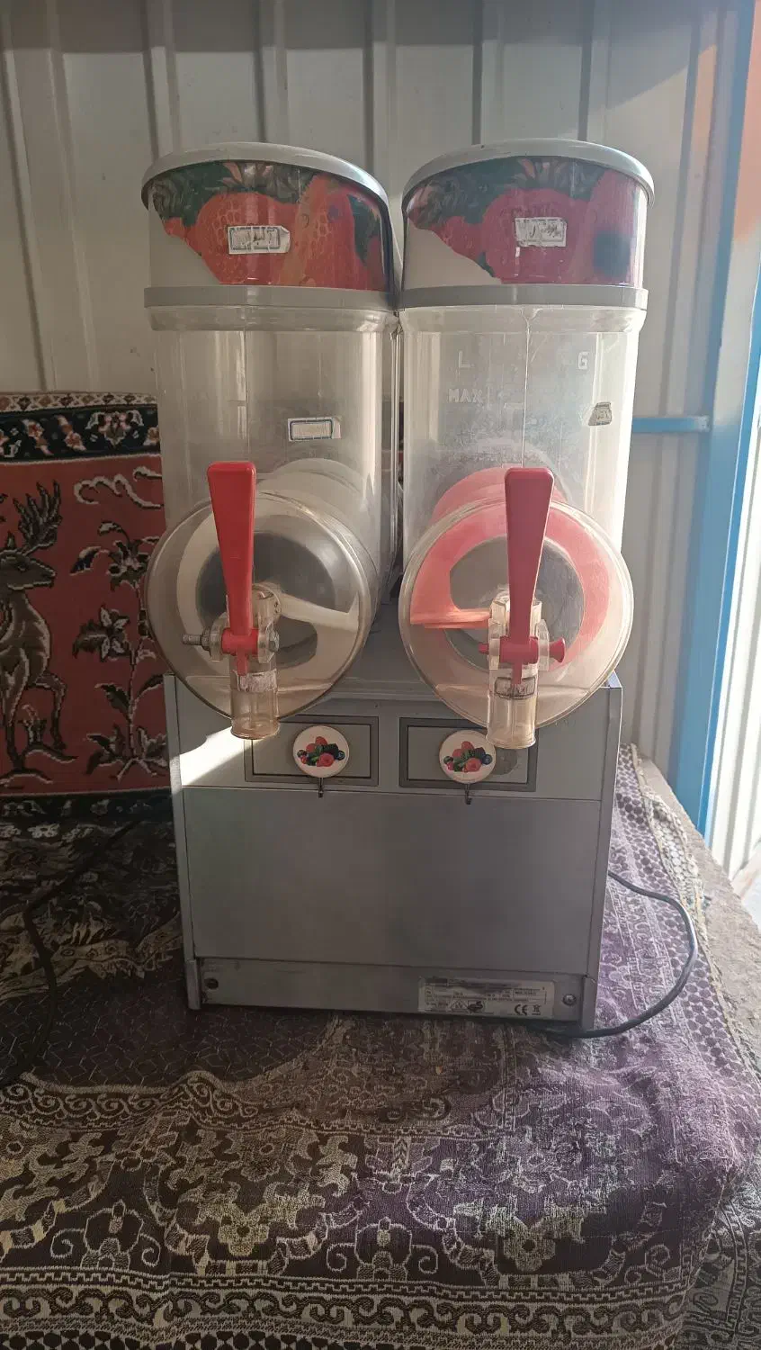 دستگاه یخ در بهشت|فروشگاه و مغازه|مشگین شهر, |دیوار