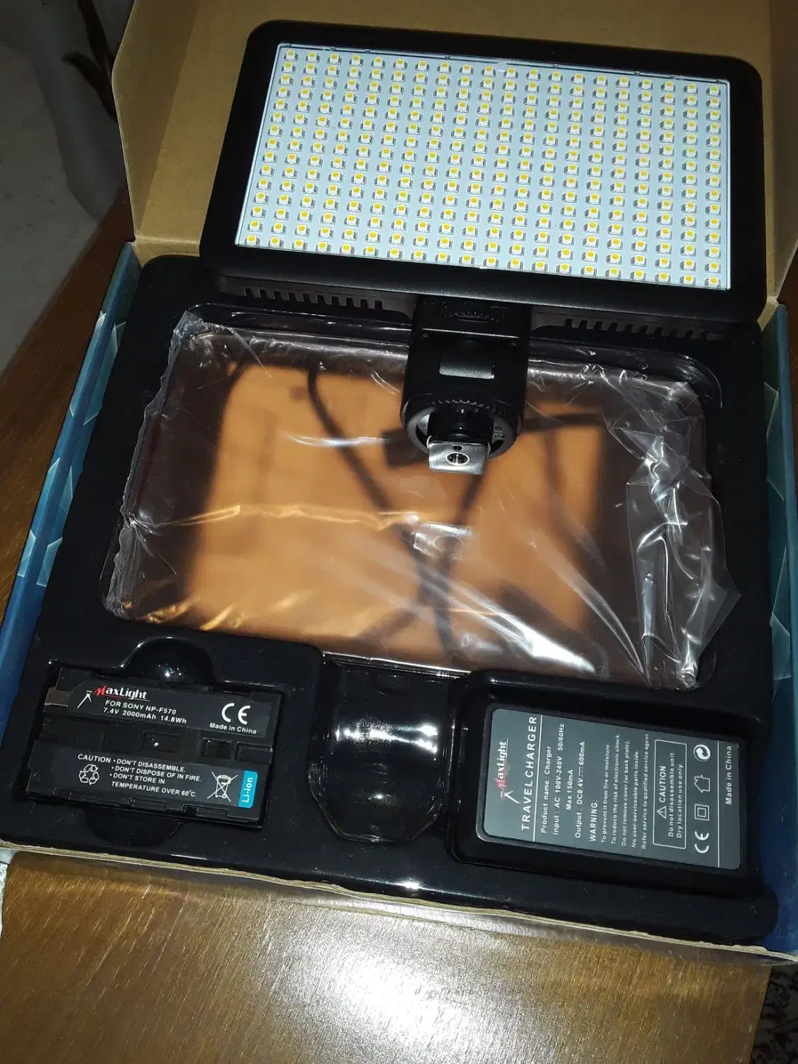 ال ای دی حرفه ای عکاسی|دوربین عکاسی و فیلمبرداری|اهواز, شهرک دانشگاه|دیوار