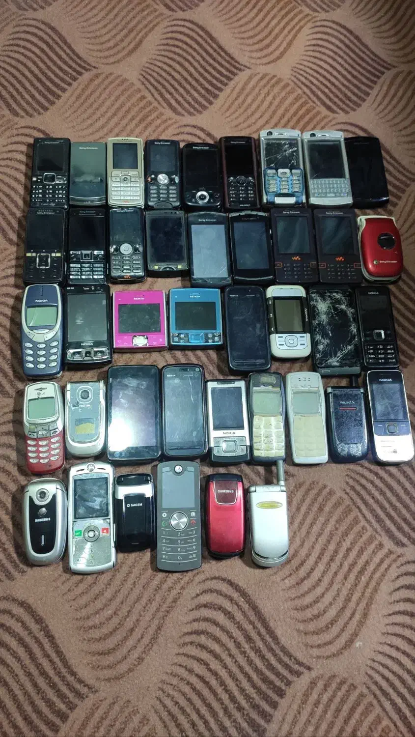 گوشی کلکسیونی|موبایل|ورامین, شهرک مدرس|دیوار