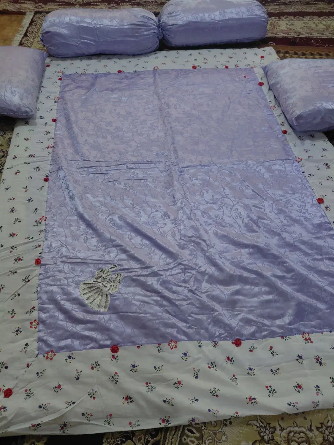 لحاف عروس ۲عدد لحاف ۲عدد بالش و۲عدد متکا|رختخواب، بالش، پتو|ارومیه, |دیوار