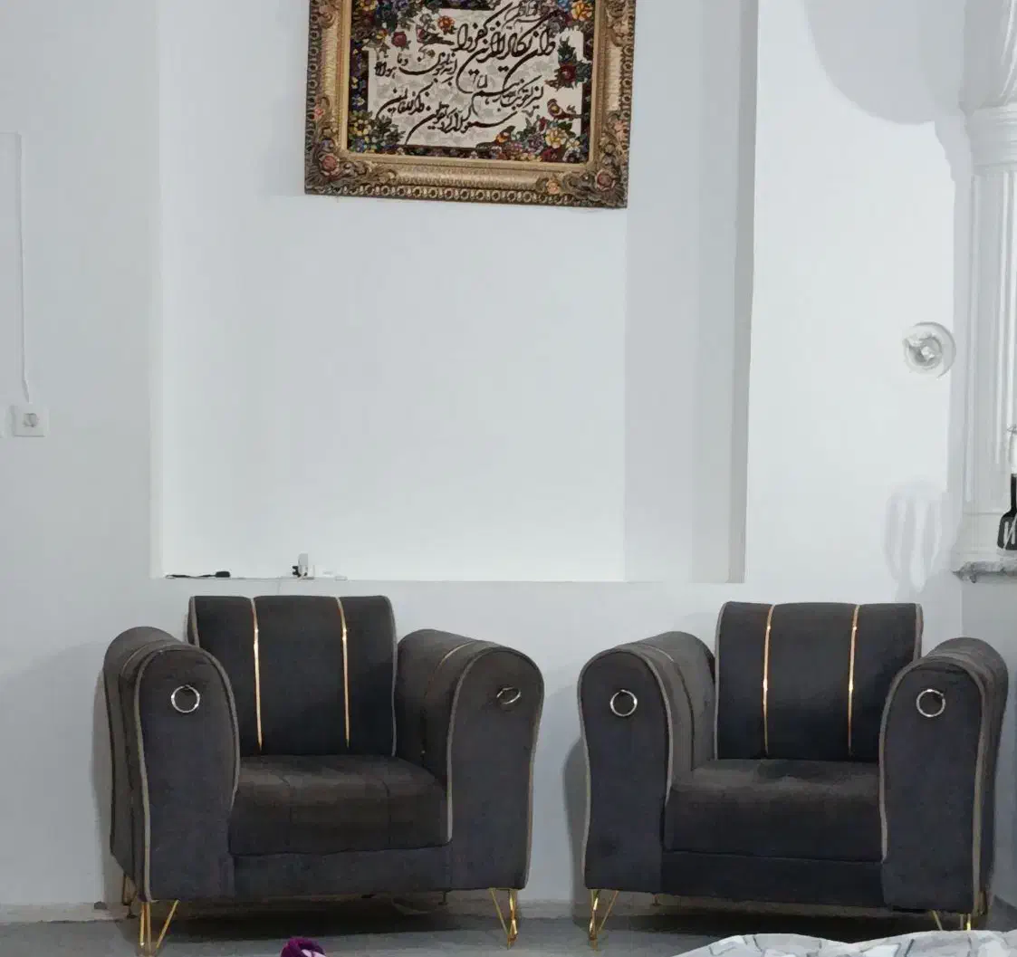 مبل 5نفره|مبلمان خانگی و میز عسلی|تربتحیدریه, حسنی بالا|دیوار