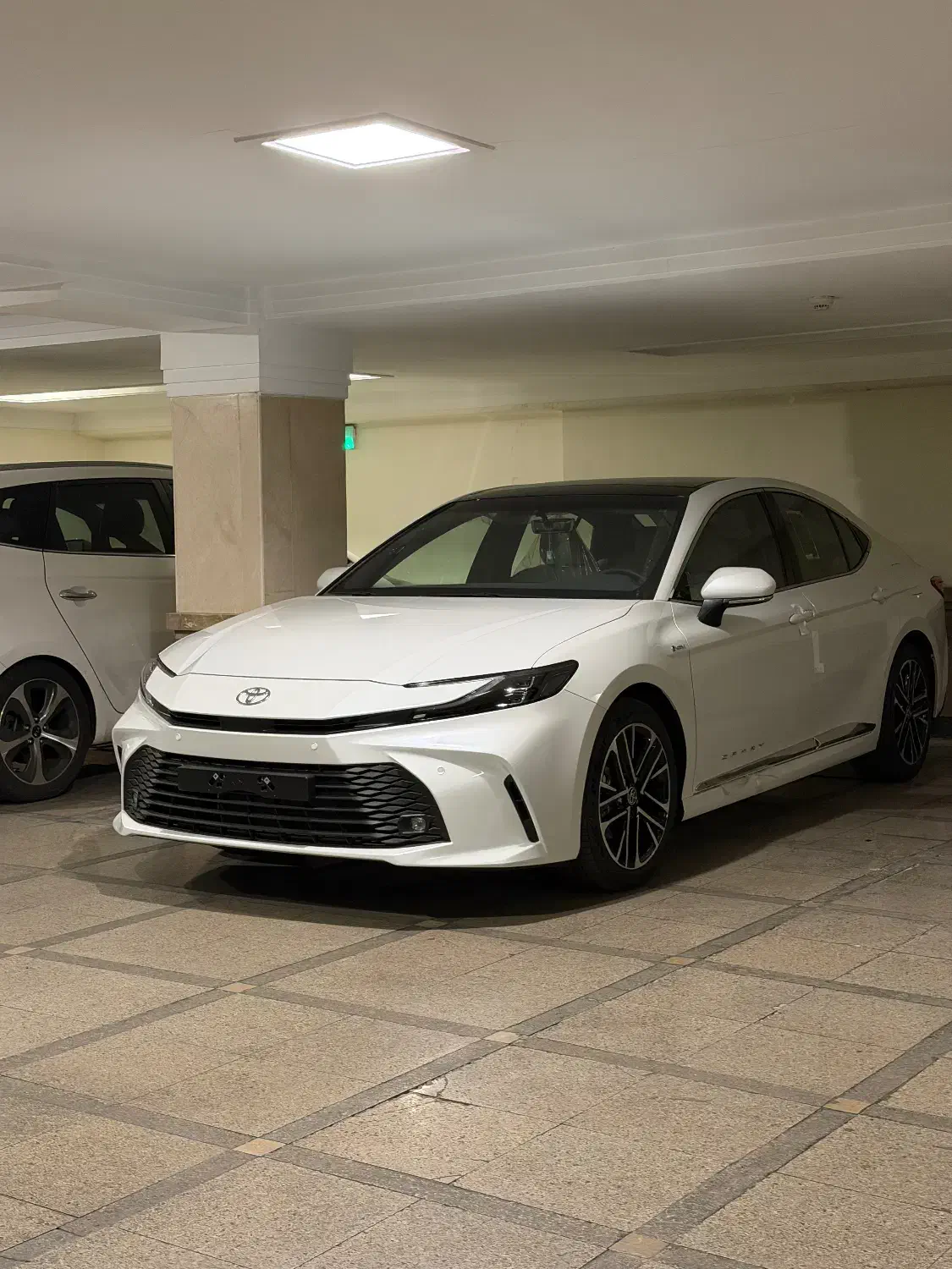 کمری LE ژاپن ۲۰۲۵|خودرو سواری و وانت|تهران, ولنجک|دیوار