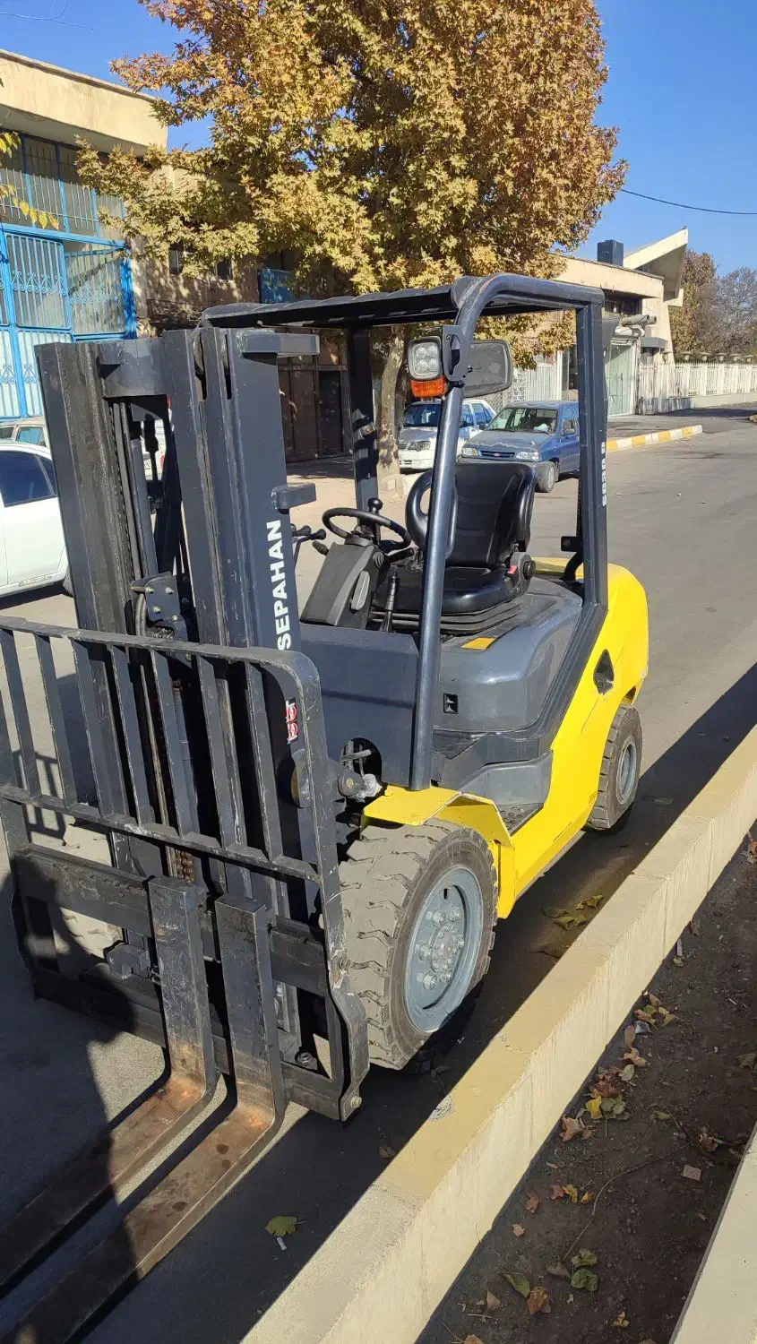 لیفتراک سپاهان 3تن دیزل|خودرو سنگین|ری, تقی آباد|دیوار