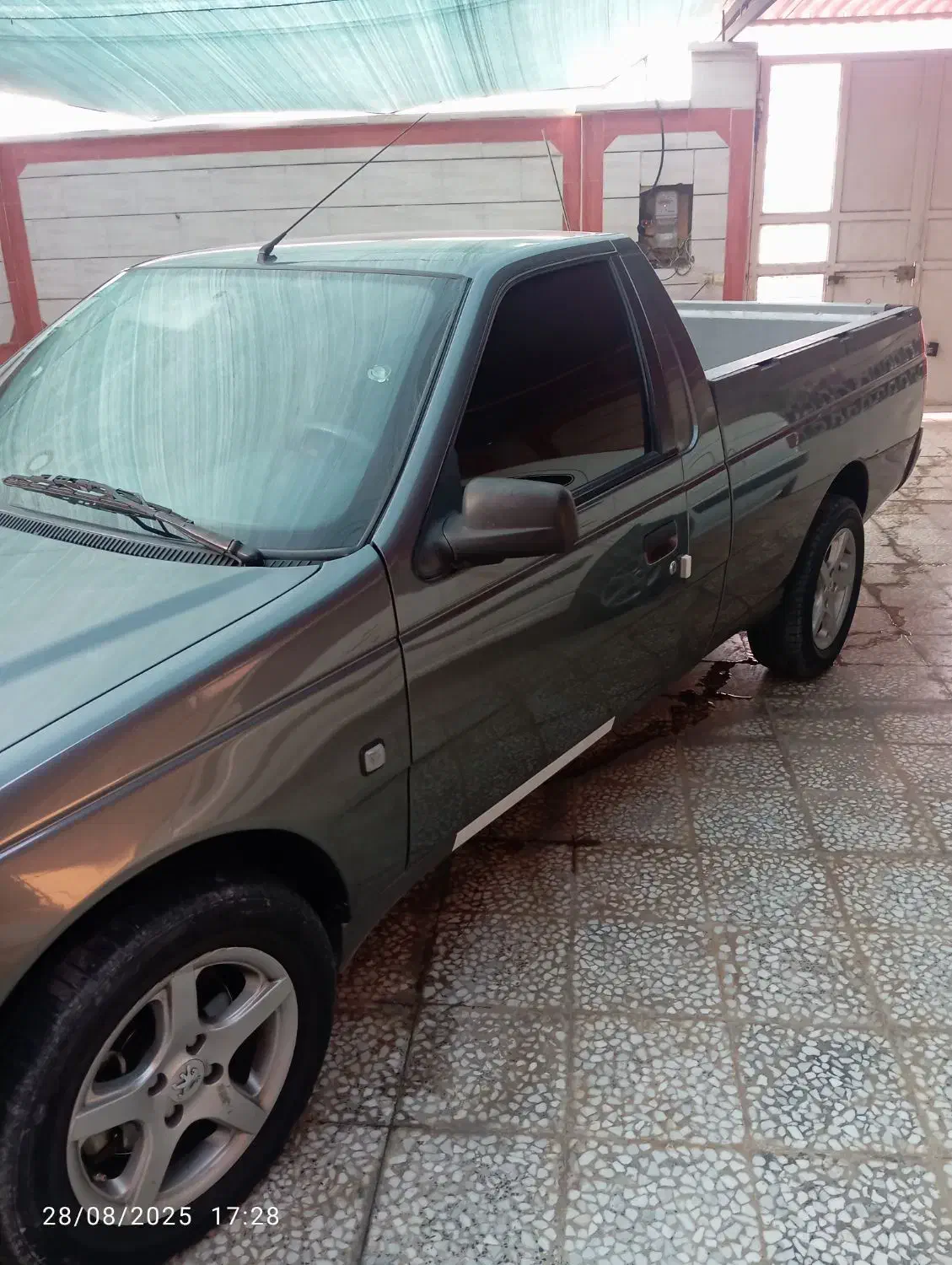 اریسان دو مدل 402|خودرو سواری و وانت|بوشهر, |دیوار