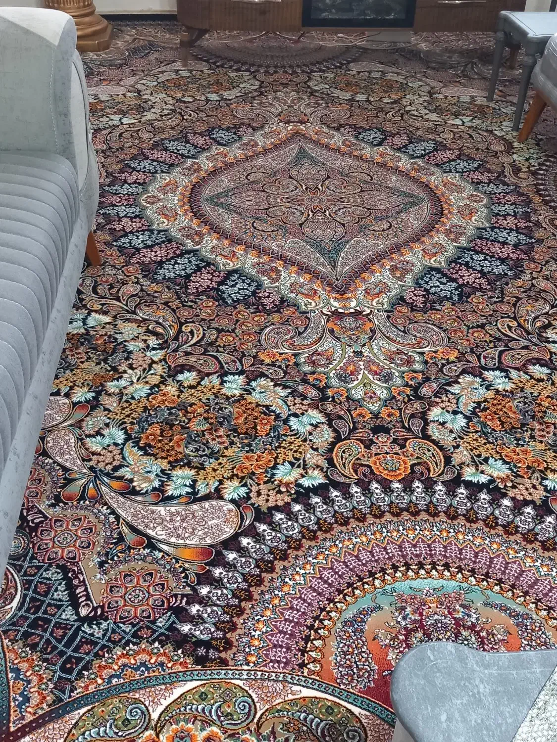 سلام فرش۱۲متری درحدنوپازیادنخورده بفروش میرسد|فرش|فولادشهر, B1|دیوار