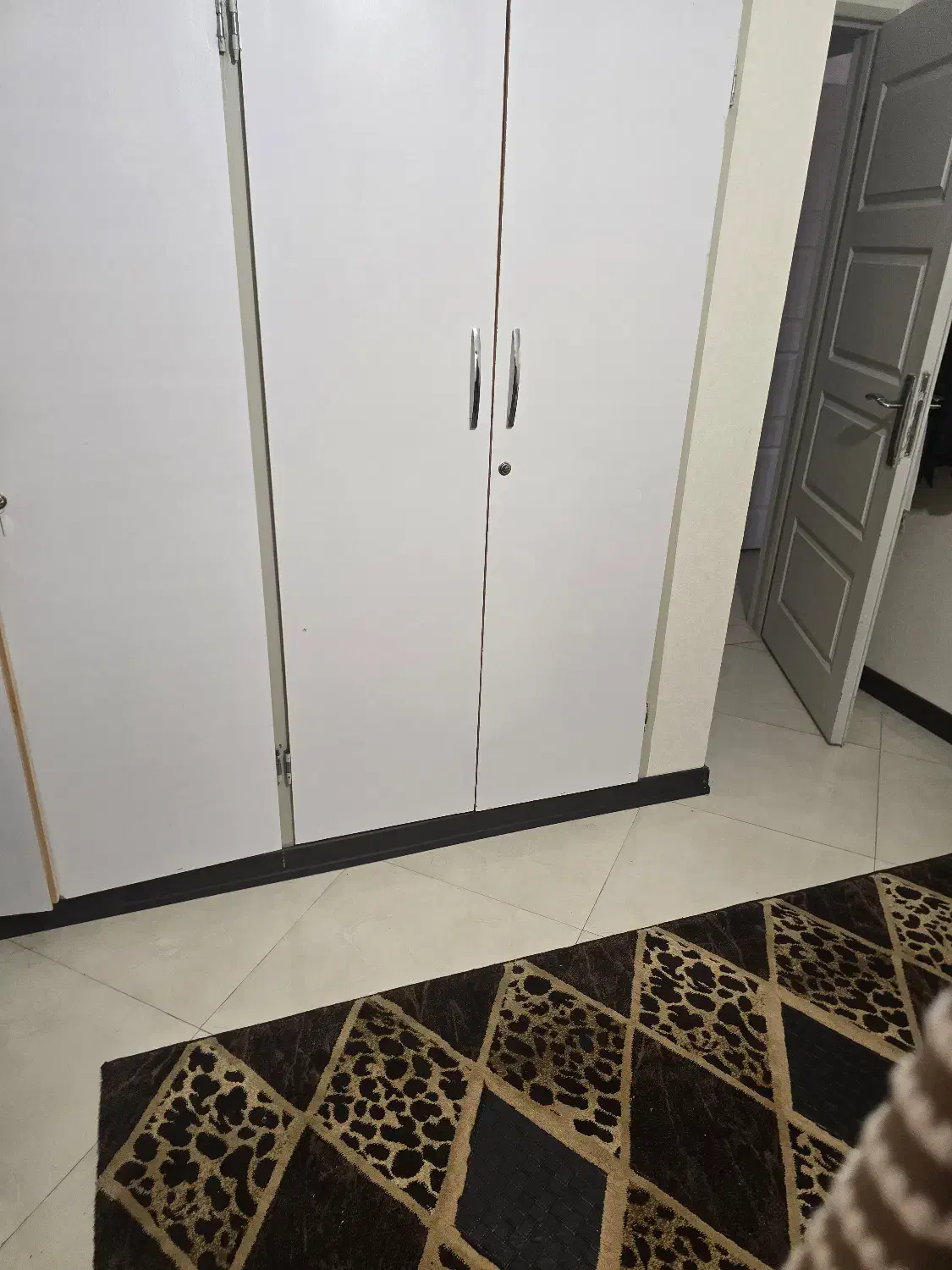 رهن و اجاره واحد آپارتمان ۹۸ متری