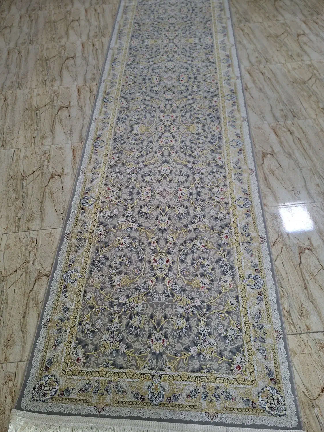 کناره فرش  ۱۲۰۰ شانه|فرش|سنندج, |دیوار