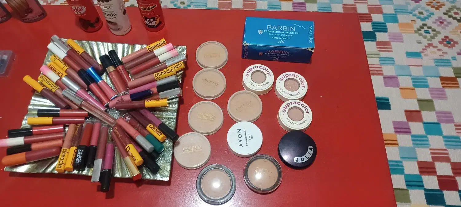 فروش فوری لوازم آرایش|آرایشی، بهداشتی، درمانی|تهران, بهداشت|دیوار