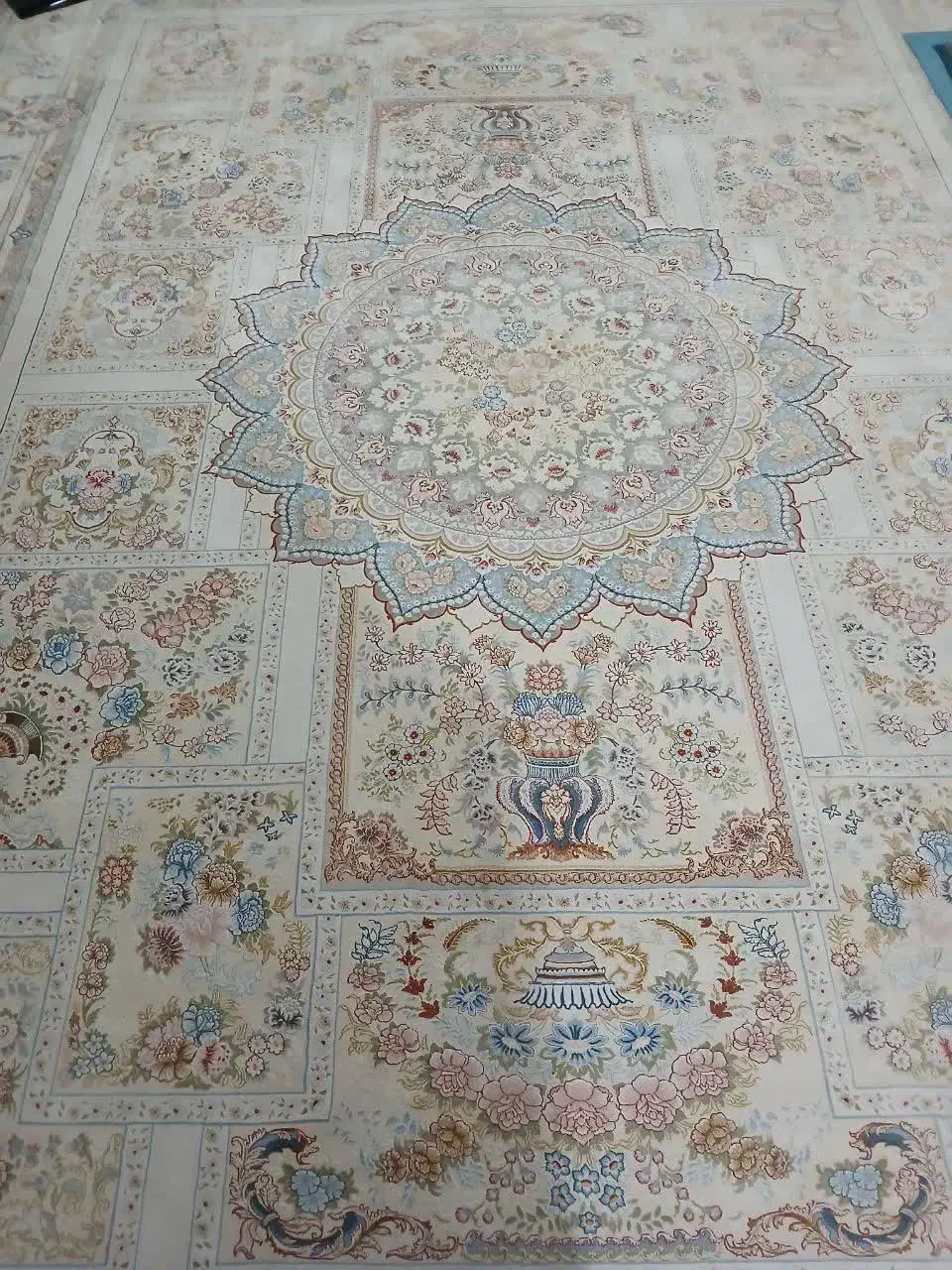 فرش ۱۲ متری و ۹ متری . توستر|فرش|ساری, |دیوار