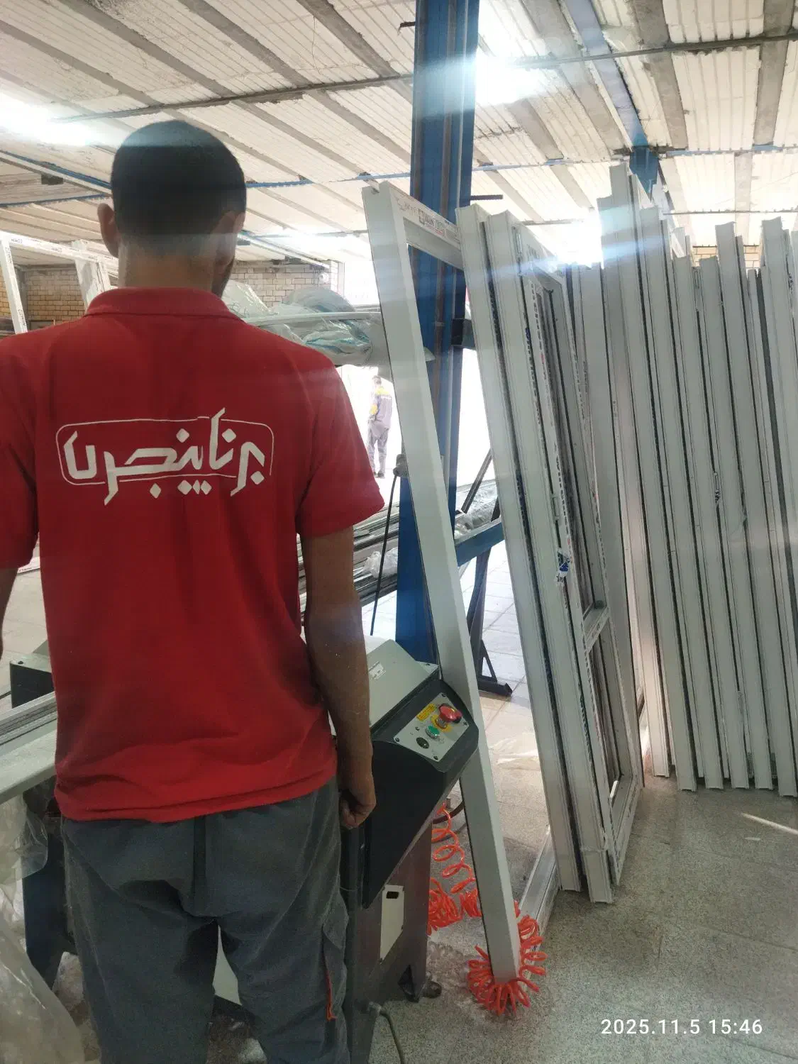 استخدام نیروی فنی .کارخانه برناپنجره|استخدام صنعتی، فنی، مهندسی|کرمان, |دیوار