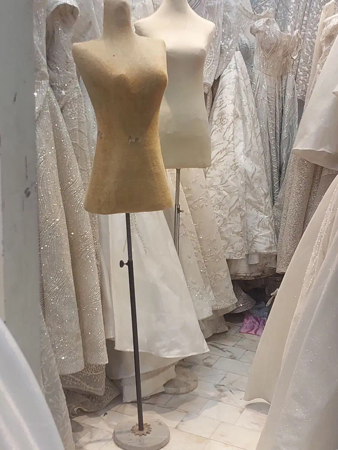 مانکن و رگال|فروشگاه و مغازه|اردبیل, |دیوار