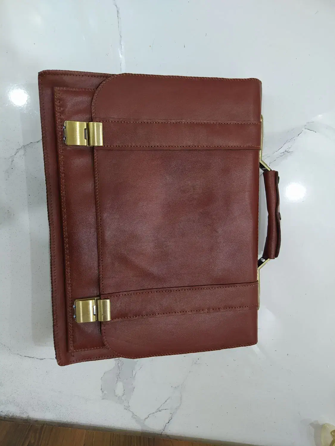 کیف دیپلمات|کیف، کفش، کمربند|پاکدشت, پاکدشت (مامازند)|دیوار