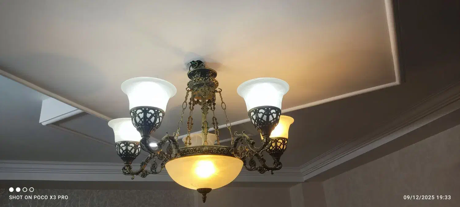 دو عدد لوستر ۵ شعله|لوستر و چراغ آویز|گرگان, |دیوار