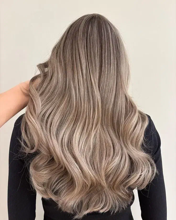 آموزش رنگ و لایت و کراتین و مدل رنگ و لایت و تراپی|خدمات آرایشگری و زیبایی|شیراز, زرهی|دیوار