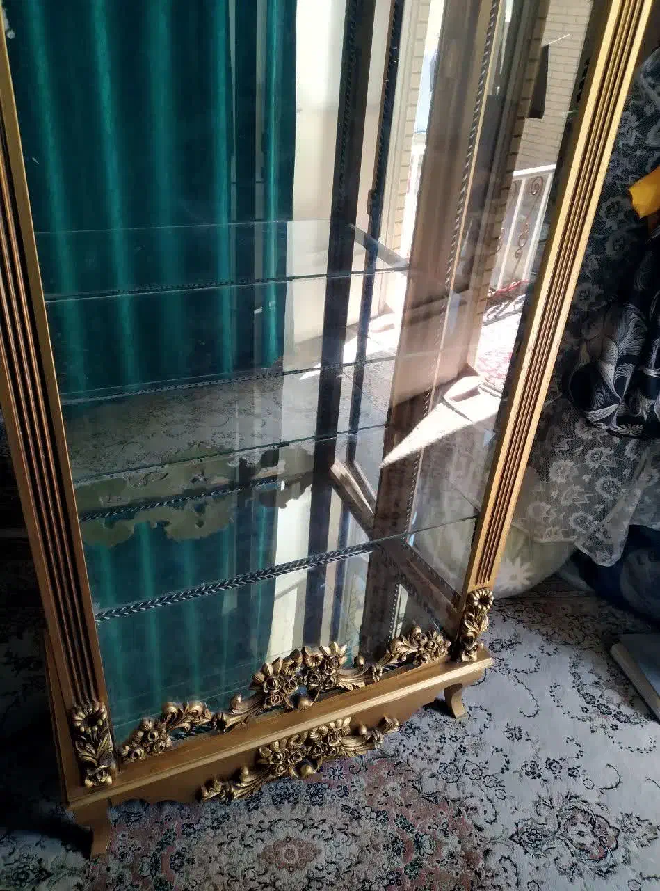 ویترین اینه دار طلایی شیک|بوفه، ویترین، کنسول|اصفهان, مولوی|دیوار