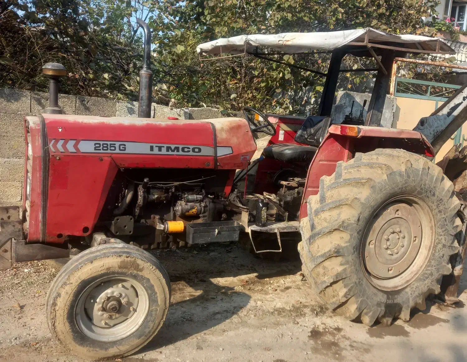 تراکتور فرگوسن ۲۸۵ و بیل|خودرو سنگین|رضوانشهر, |دیوار