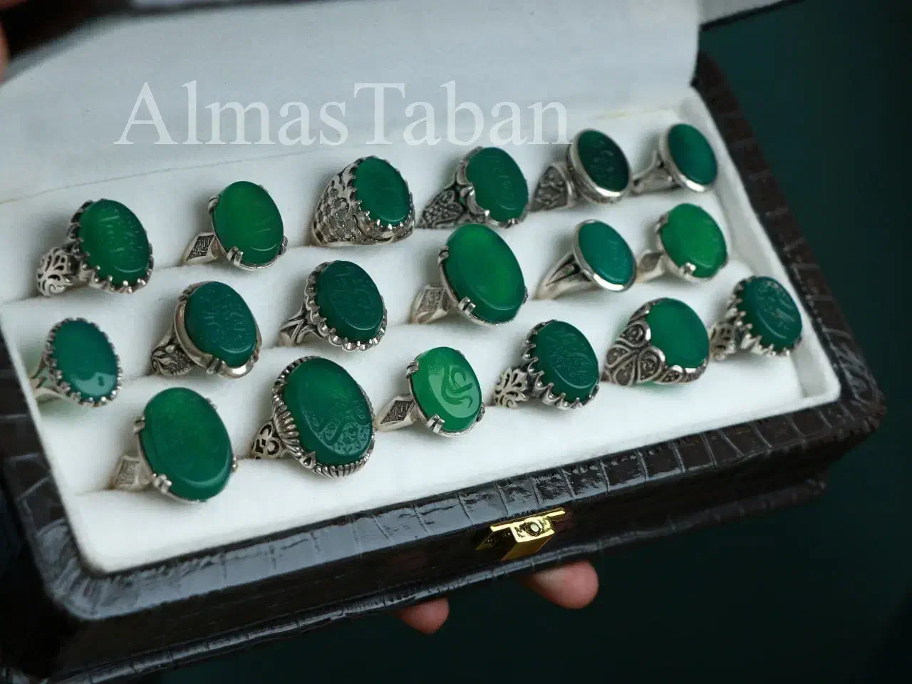 انگشتر های نقره مردانه عقیق سبز رنگی بسیارپرطرفدار|جواهرات|مشهد, چهنو|دیوار