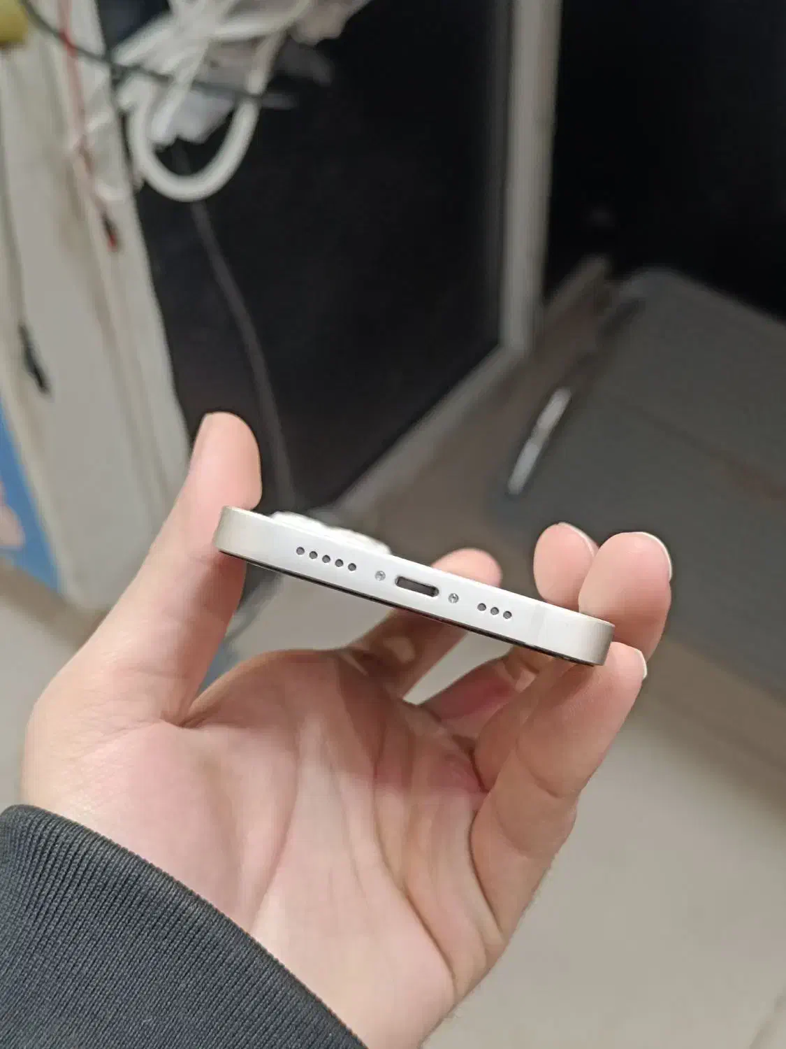 iPhone 13|موبایل|قم, گذر قلعه|دیوار