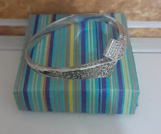 دستبند ژوپینگ طرح طلا ، رنگ ثابت|بدلیجات|کرج, شاهین‌ویلا|دیوار