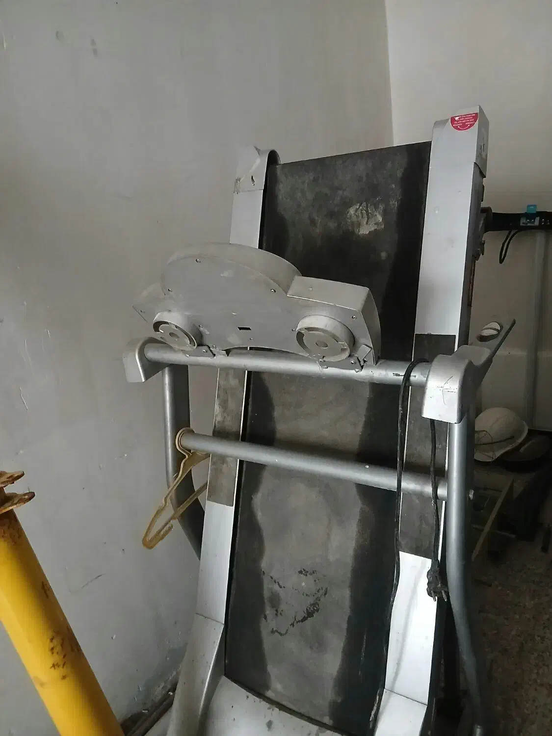 تردمیل سالم دارای نمایشگر|تجهیزات ورزشی|شوشتر, |دیوار