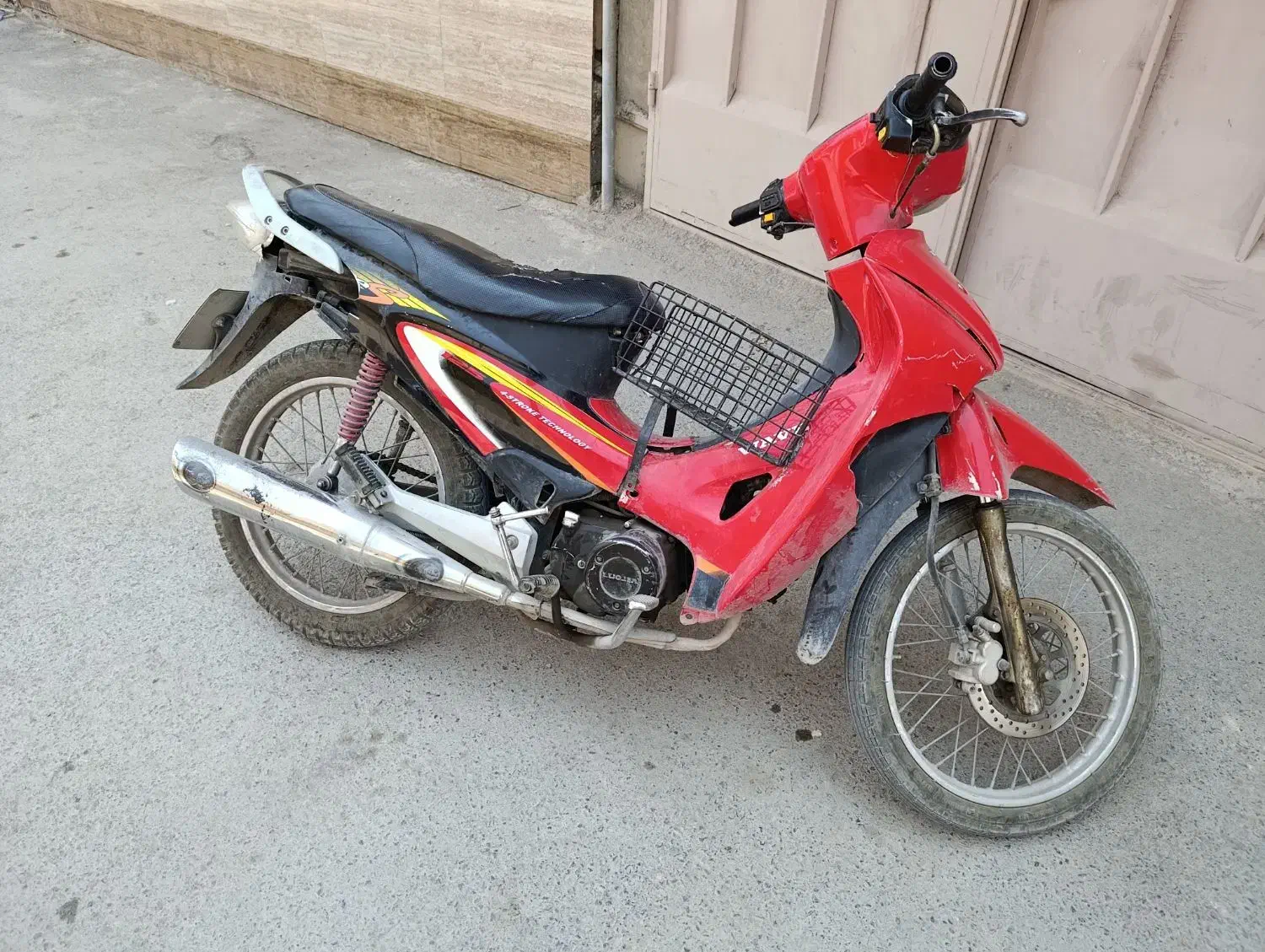 موتور بی کلاج|موتورسیکلت|خمینیشهر, |دیوار