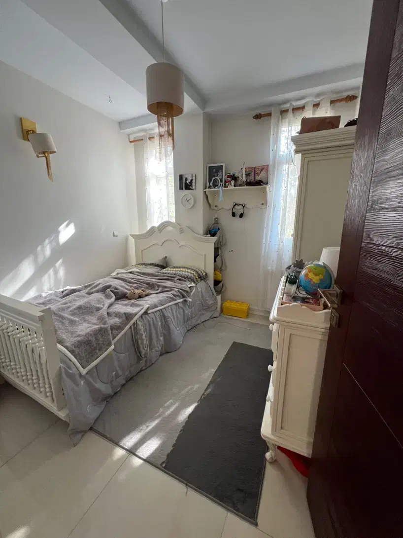 ۱۳۰متر/۳خواب/تراس کم واحد/۱۰ساله/درکه|فروش آپارتمان|تهران, درکه|دیوار