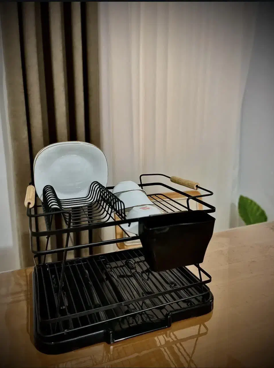 آبچکان|آبچکان و نظمدهنده ظروف|تهران, هرندی|دیوار