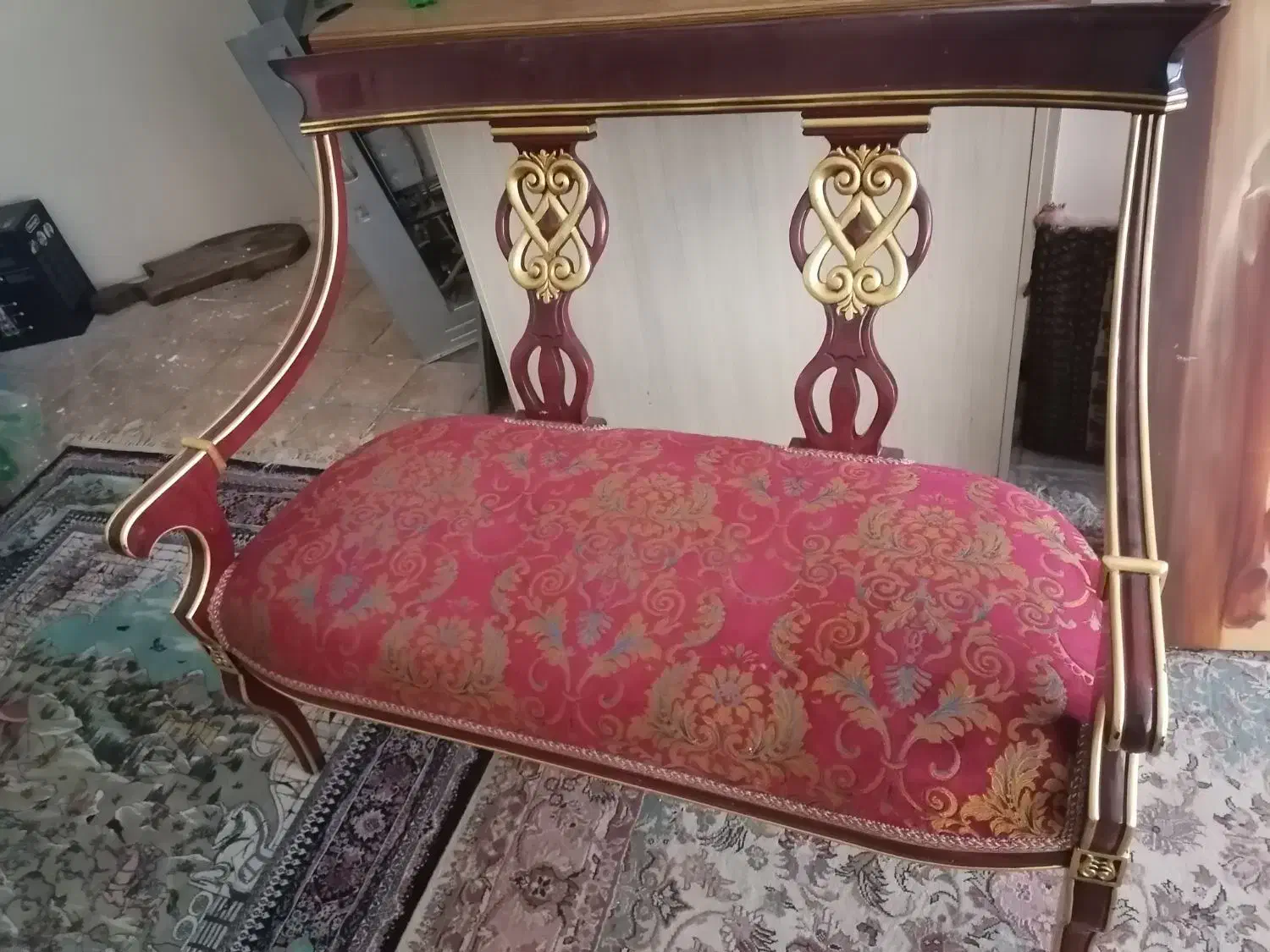 مبلمان استیل چشمگیر و نفیس|مبلمان خانگی و میز عسلی|کیلان, |دیوار