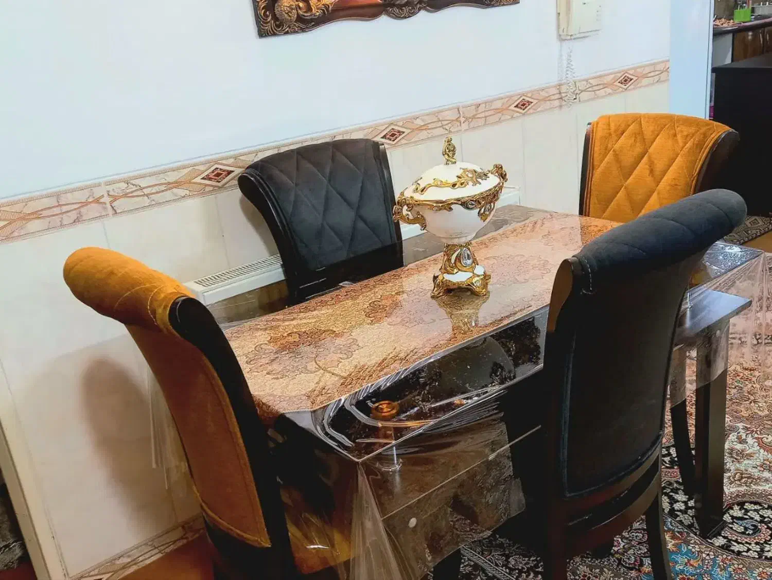 مبل۷نفره ومیزغذاخوری|مبلمان خانگی و میز عسلی|یزد, |دیوار