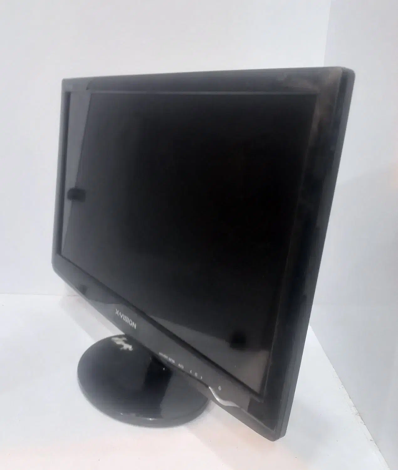 مانیتور LED - ال ای دی ۱۹ اینچ|قطعات و لوازم جانبی رایانه|ابهر, |دیوار