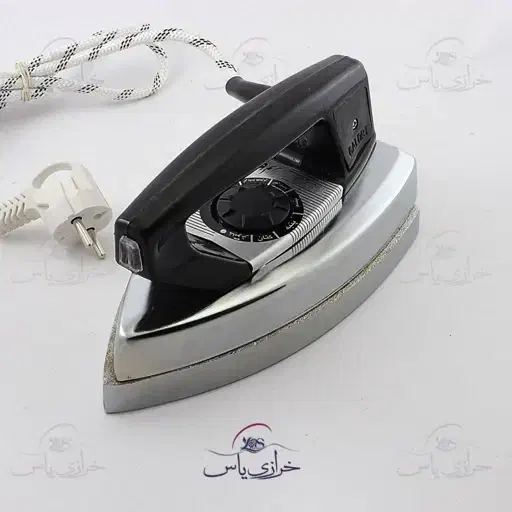 اتوی قدیمی|اتو و لوازم اتو|رشت, گیل|دیوار