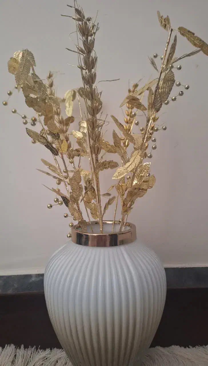 گلدون|گل مصنوعی|الیگودرز, |دیوار