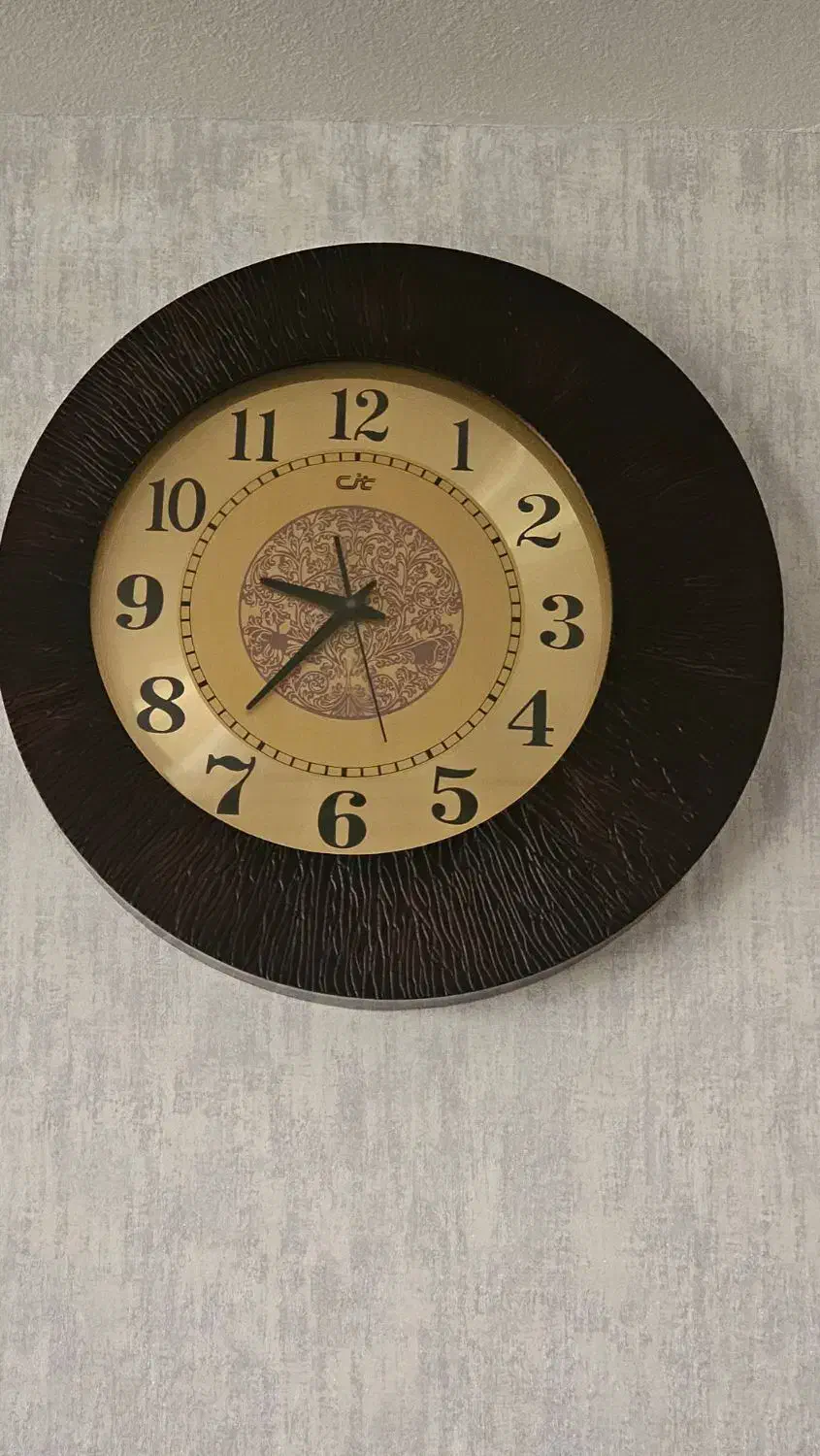 ساعت دیواری در حد نو|ساعت دیواری و تزئینی|بوشهر, |دیوار
