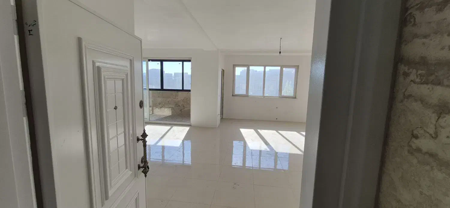 فروش واحد ۲۰۷ متر ۳ خواب خیابان دانشگاه|فروش آپارتمان|اردبیل, |دیوار