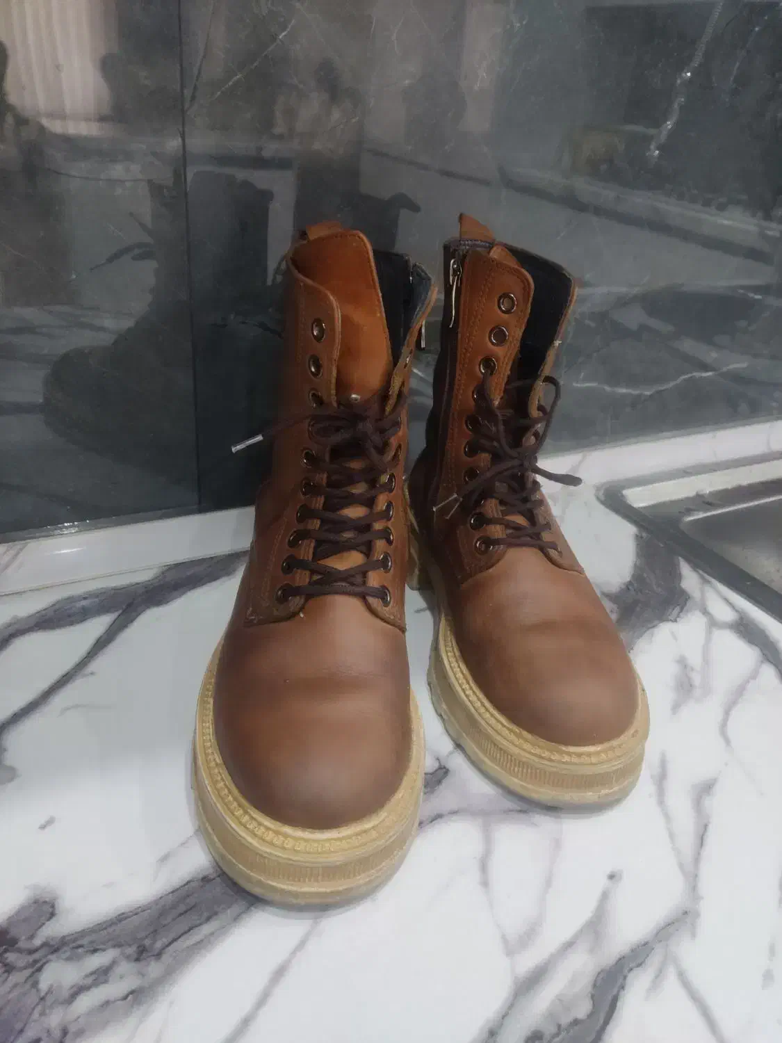 نیم بوت چرم با کتونی چرم اسپرت|کیف، کفش، کمربند|پاکدشت, پاکدشت (مامازند)|دیوار