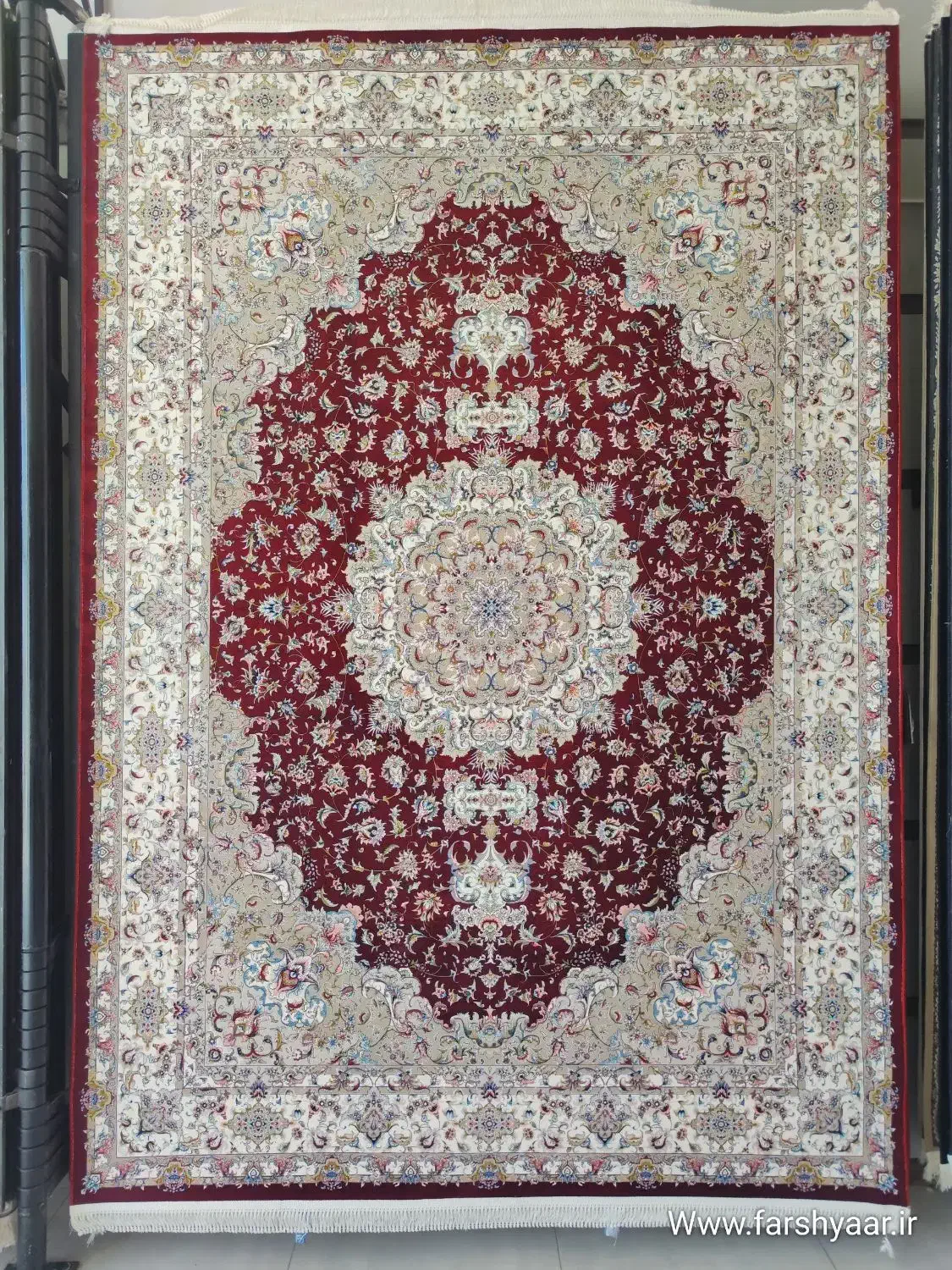 فرش ۹متری /۱۲۰۰شانه/لاکی کف ساده /تمام نخ /تهران|فرش|ری, علایین|دیوار