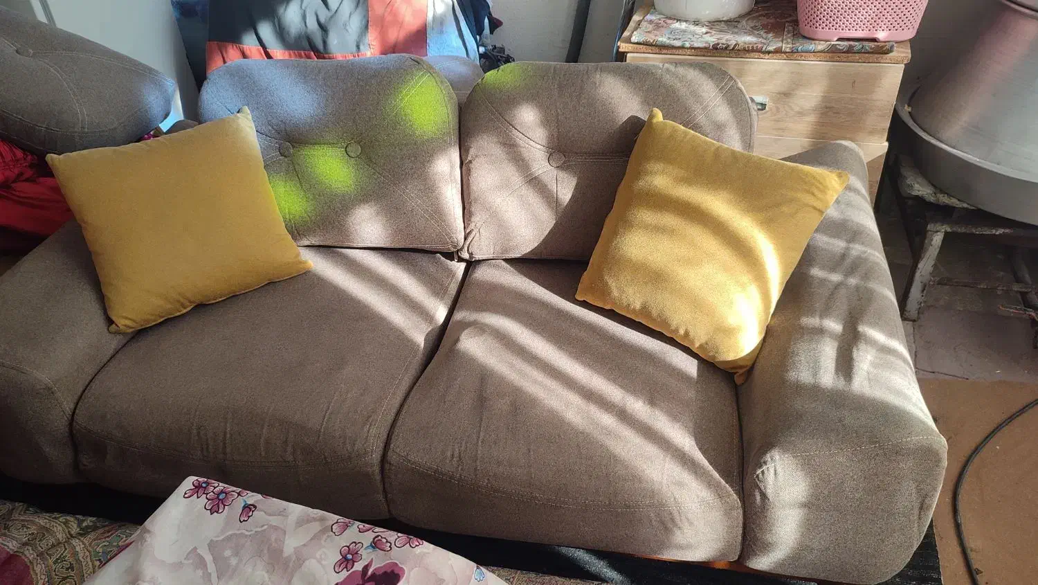 مبل راحتی|مبلمان خانگی و میز عسلی|قرق, |دیوار