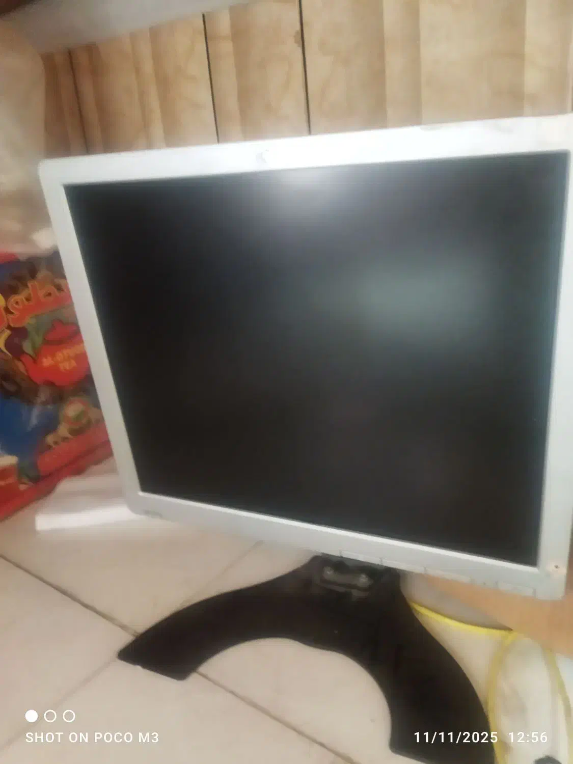 مانیتور ۱۷ اینچ اچ پی|قطعات و لوازم جانبی رایانه|اصفهان, پوریای ولی|دیوار