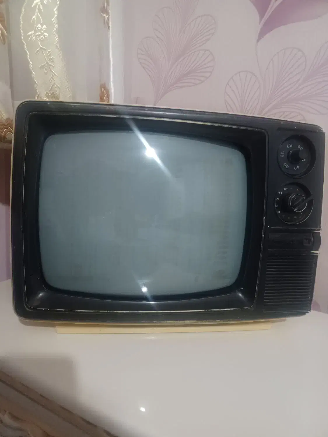 تلویزیون قدیمی|تلویزیون و پروژکتور|الوند, |دیوار