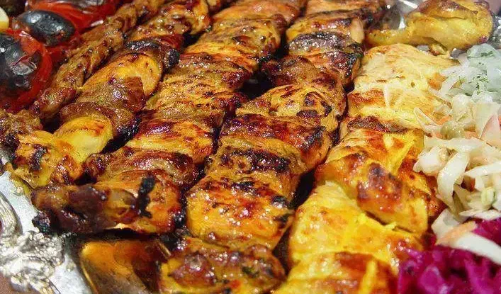 پخت غذاهای مراسمات و مهمانی های شما|خدمات پذیرایی، مراسم|بروجرد, |دیوار