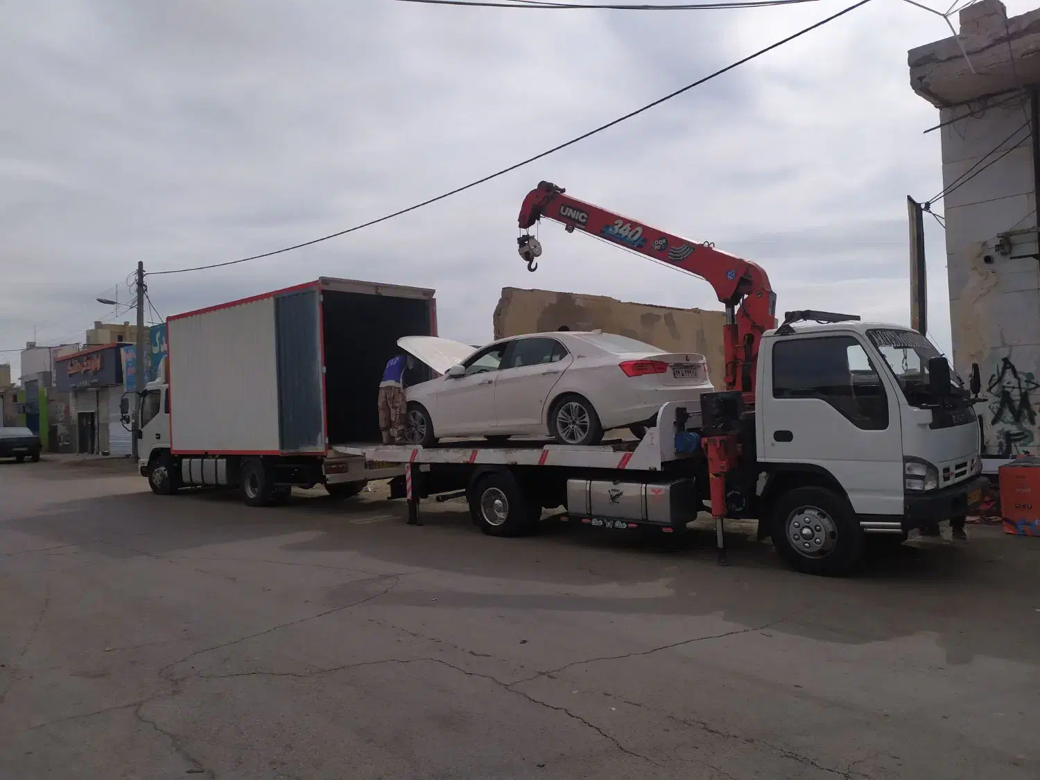 حمل بار و اثاثیه منزل      با خاور مسقف ایسوزو|خدمات حمل و نقل|چابهار, |دیوار