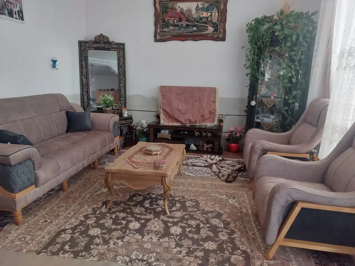 خانه ویلایی حیاط دار|فروش خانه و ویلا|شیراز, شهرک ترکان|دیوار