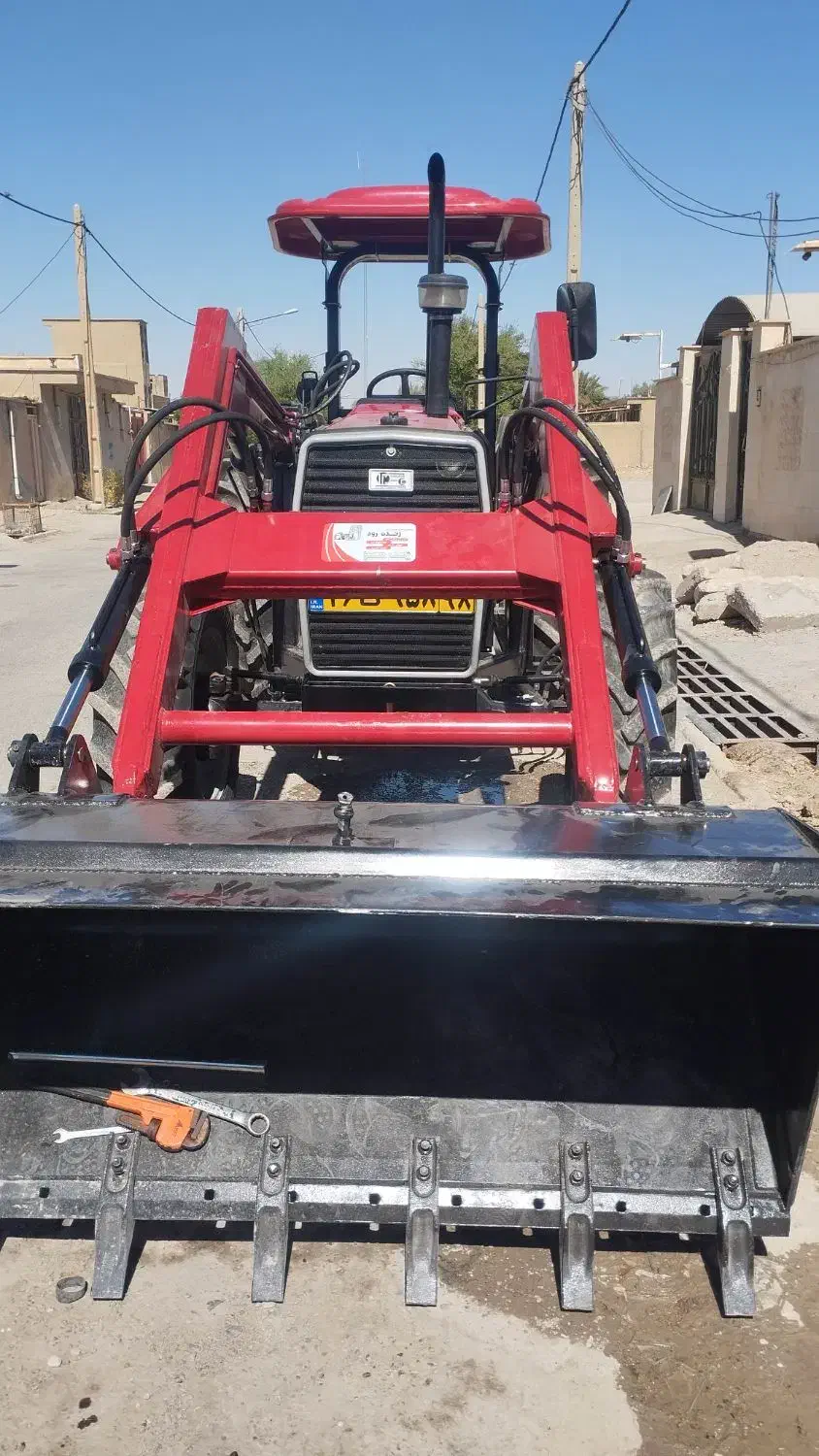 تراکتور ۴۷۵ با بیل اصفهان|خودرو سنگین|ایلام, |دیوار