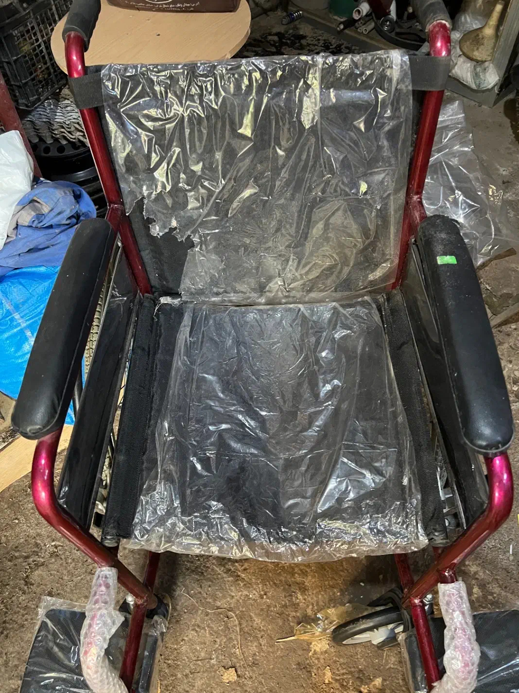 ویلچر|پزشکی|رشت, هلال احمر|دیوار