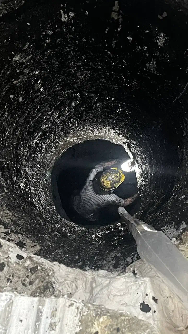 تخلیه چاه فاضلاب لای روبی مغنی حفرشبانه روزی فوری|خدمات پیشه و مهارت|تهران, چیتگر جنوبی|دیوار