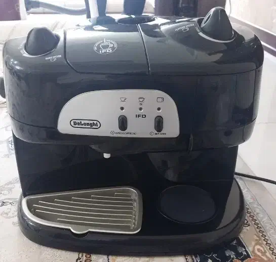 قهوه ساز دلونگی|سماور، چای‌ساز، قهوه‌ساز|نجف‌آباد, فیروزآباد|دیوار